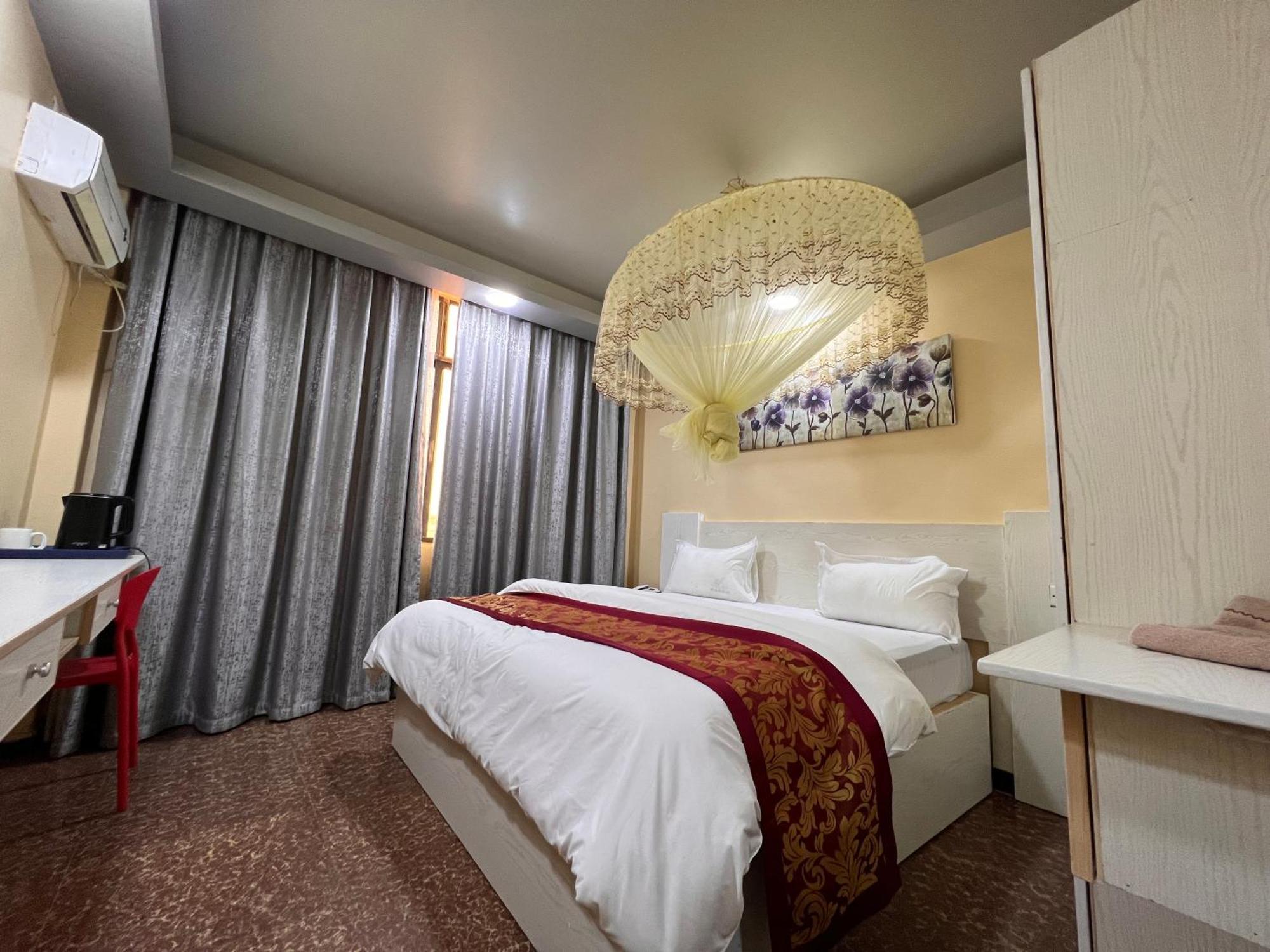 Eastern Plaza Hotel Джуба Екстер'єр фото